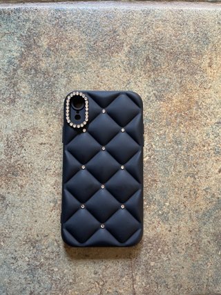 Funda iPhone XR Acolchada Brillante Negra