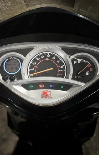 Kymco People 50cc Scooter Automática Negra
