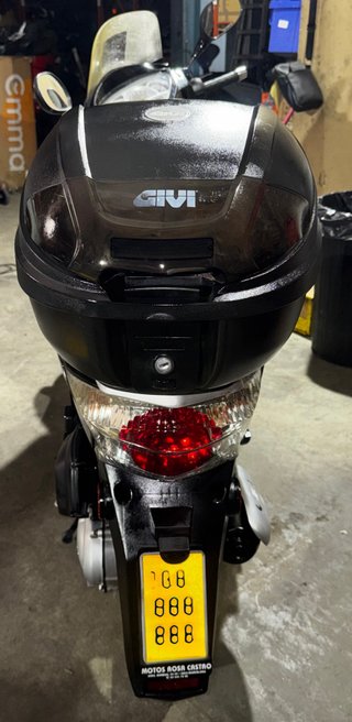 Kymco People 50cc Scooter Automática Negra