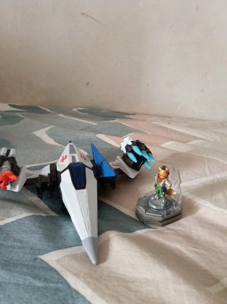 Starlink avion + Figura