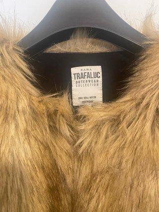 Chaqueta pelo sintético marrón TRAFALUC