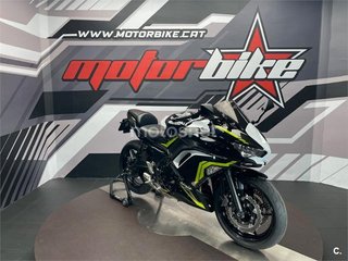 KAWASAKI Ninja 650