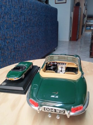 Jaguar E-Type Burago 1:18 Verde