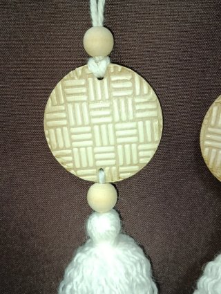 Colgantes Artesanales Madera y lana (2 uds)