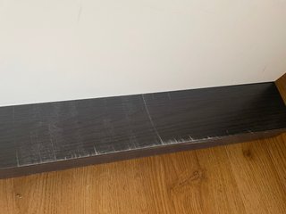 Mueble de salón moderno blanco y negro