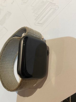 Apple Watch 4 Nike + Cellular GPS
