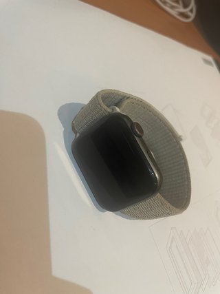 Apple Watch 4 Nike + Cellular GPS