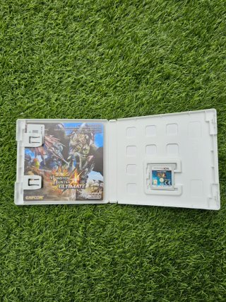 🇪🇸 Monster Hunter 4 Ultimate 3DS