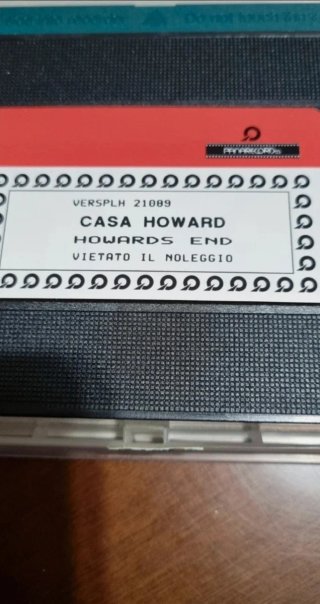 Vhs vintage del film "Casa Howard".