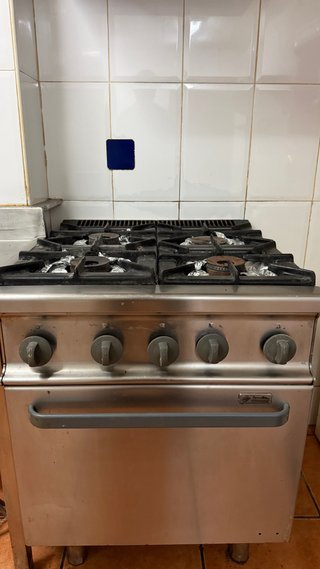Cocina Industrial 4 fuegos