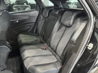 Peugeot 3008 1.6 PureTech Hybrid 225 Allure (2023)