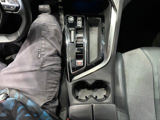 Peugeot 3008 1.6 PureTech Hybrid 225 Allure (2023)