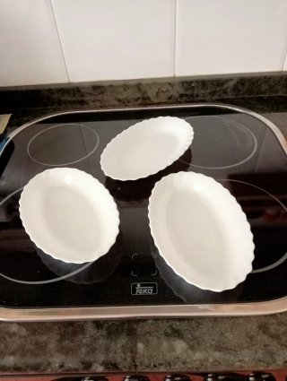 Fuente honda blanco de porcelana y Cristalería