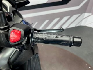 YAMAHA XMAX 300 Versión 2017 - 2020