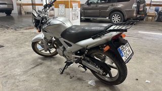 Honda CB 250 F 2005