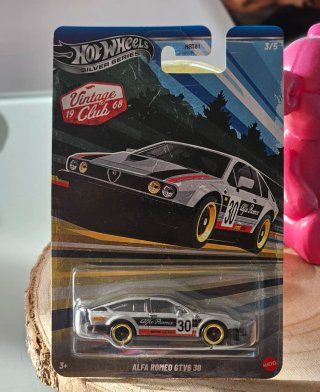 Hot Wheels Alfa Romeo GTV6 30 Silver Series