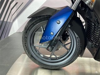 YAMAHA XMAX 300