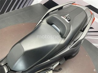YAMAHA XMAX 400
