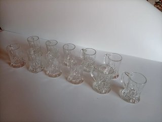 Conjunto vintage bandeja y jarritas cristal