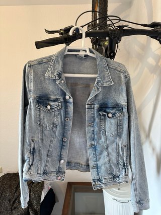 Chaqueta vaquera diseño lavado