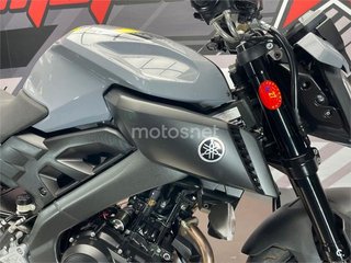 YAMAHA MT-125 ABS