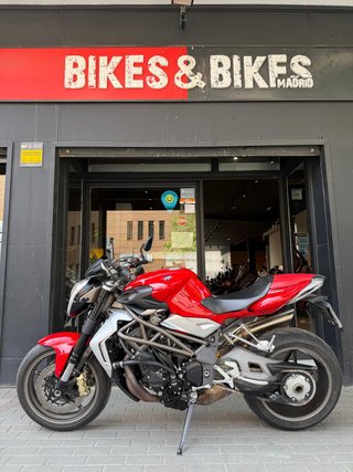 MV AGUSTA BRUTALE 990 R RECIEN REVISADA