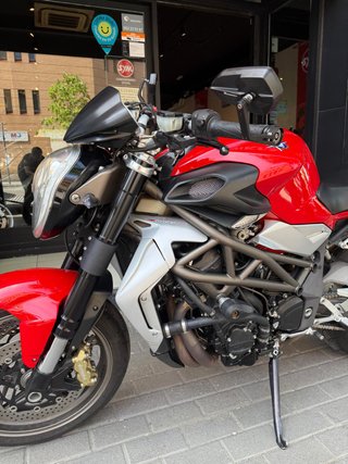 MV AGUSTA BRUTALE 990 R RECIEN REVISADA