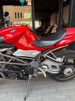 MV AGUSTA BRUTALE 990 R RECIEN REVISADA