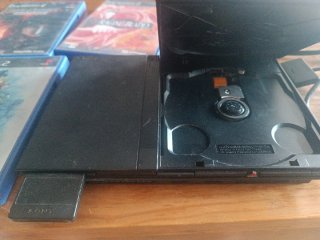 Consola PlayStation 2 con 3 juegos