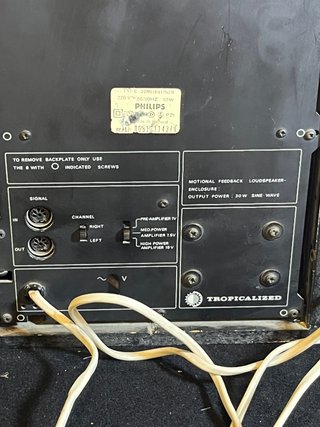 Altavoces Philips MFB 22RH541 Activos