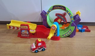 Supergiro 360º + Coche Carrera Tuc Tuc