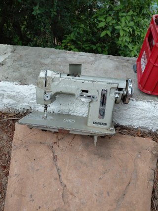 Máquina de coser Wertheim para repuestos