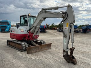 Retroexcavadora Takeuchi TB260 (2015)