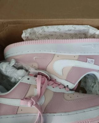 Nike Air Force 1 Rosa y Blanco Talla 36