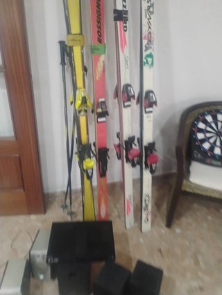Lote de esquís Salomon, Rossignol y Blizzard