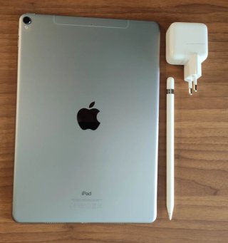 iPad Pro 10.5 256GB Wi-Fi + Cellular + Apple Penci