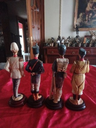 Figuras militares antiguas
