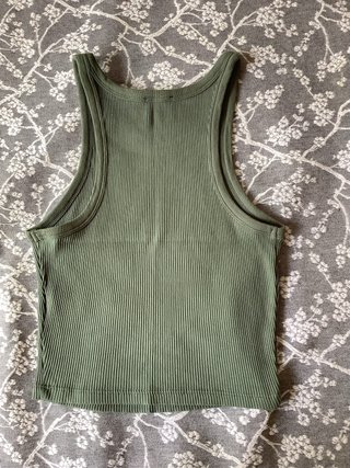 Top verde canalé Bershka