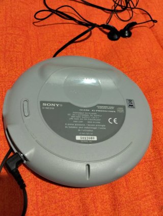 Walkman CD Sony MP3 con auricolari