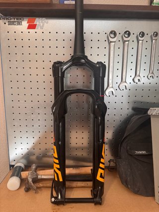 Rock Shox Pike DJ 26”
