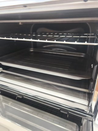 Horno Eléctrico De’Longhi – Convección, 1300W, 20L