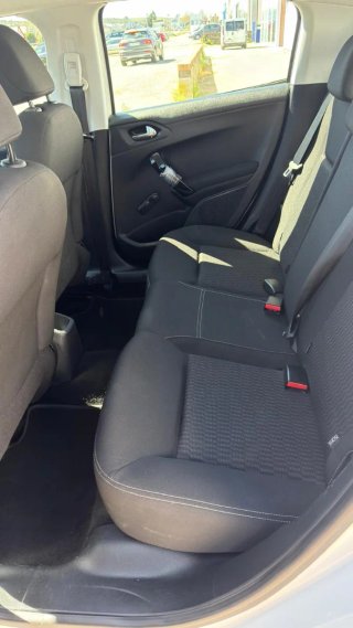 Peugeot 208 BLUEHDI 2019