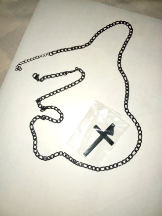 CADENA ESLABONES NEGRA CON CRUZ