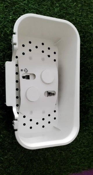 Cesto con ventosa TISKEN IKEA bianco