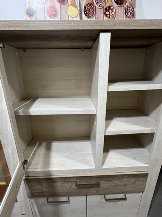 URGE! Mueble aparador madera y cristal