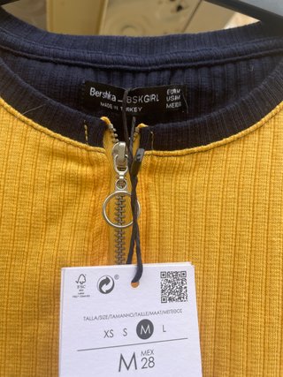 Top NUEVO de Bershka azul marino y mostaza