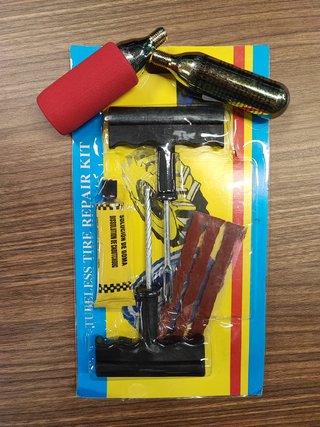 Kit antipinchazos moto CO2