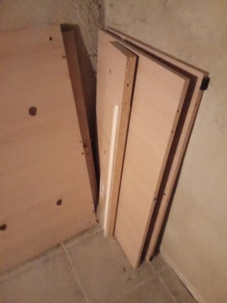 Cama 90x200 Madera Moderna está desmontada