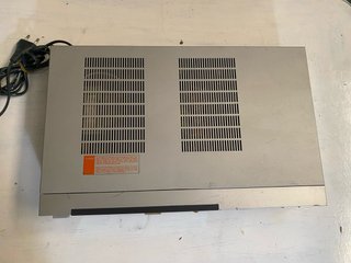 Amplificador Estéreo Sony TA-AX11