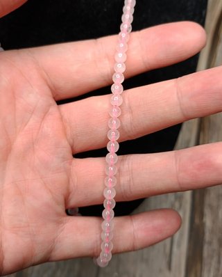 Collar de cuarzo rosa